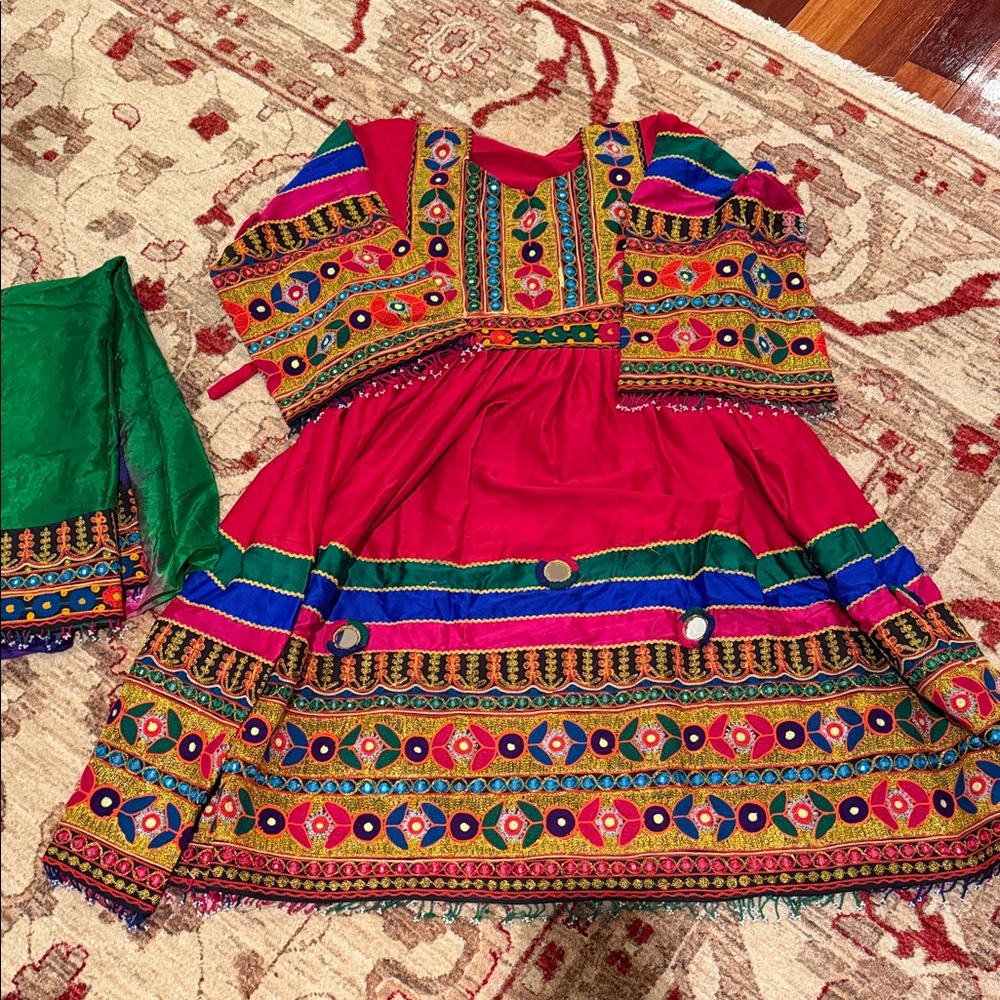 Salwar Kameez Red and Green Women Afghani Clothes